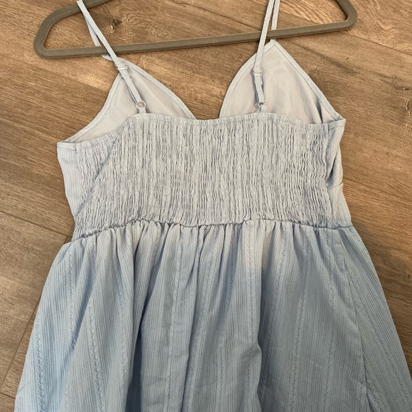 Light Blue Summer Dress 👗⛱️🌞 - Picture 2 of 2